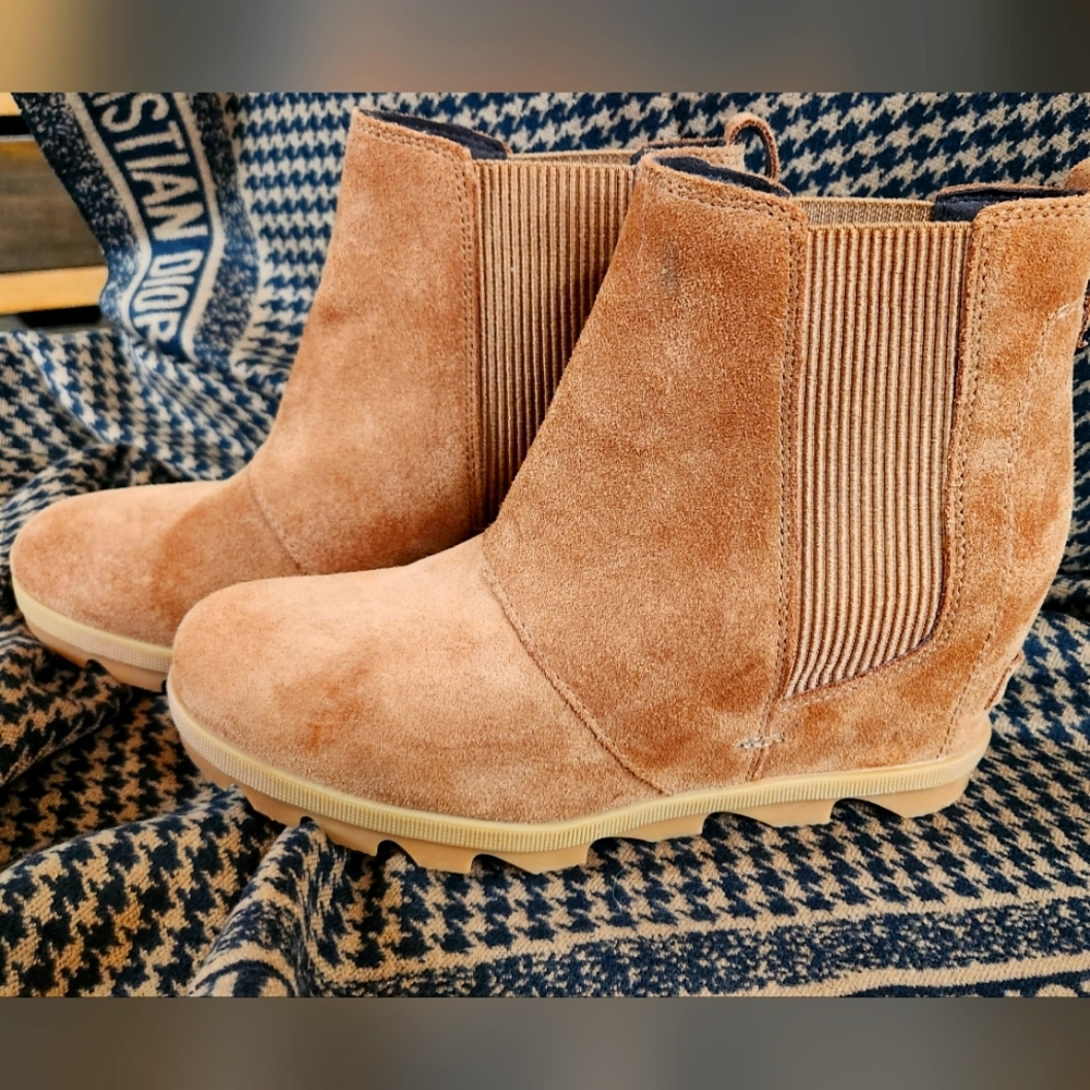 Sorel Joan of Arctic Wedge II NWOT&B